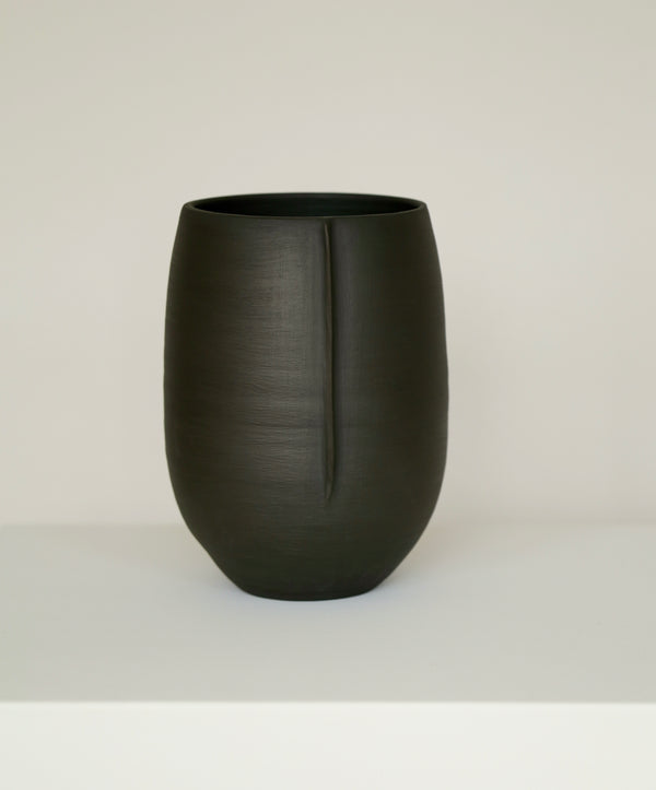 Vase, Ceramic, 2022